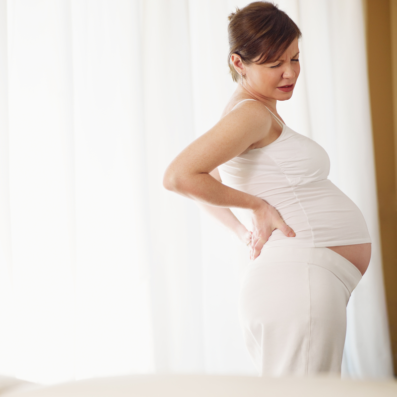 Боли в спине при беременности: когда, почему и что делать?