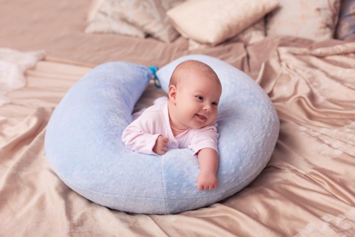 Какой наполнитель в подушку для беременных самый безопасный: требования