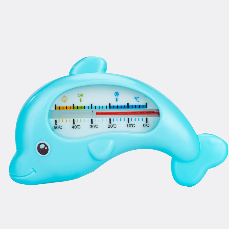 Температура воды для купания новорожденного: регулируем и измеряем