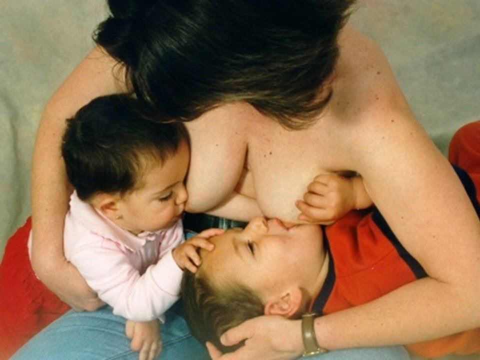 ''маменькин сынок'' и гомосексуалист: 2 мифа о кормлении грудью после года
