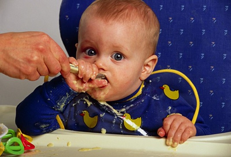 Ребенок плохо ест — повышение аппетита у детей