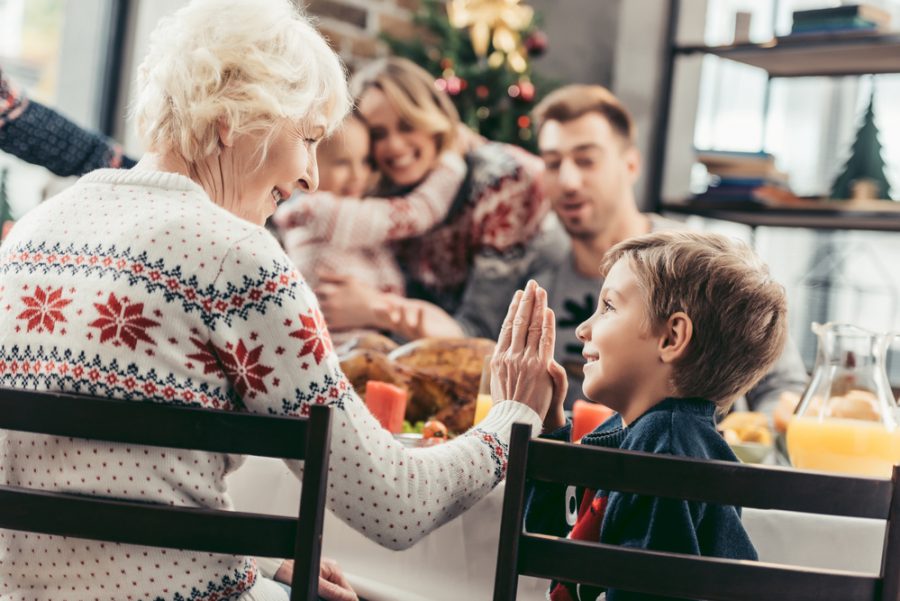Бабушки и внуки: как правильно построить отношения. как наладить отношения с бабушкой и дедушкой