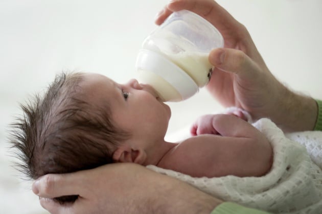 Грудное кормление новорожденных после родов:  советы