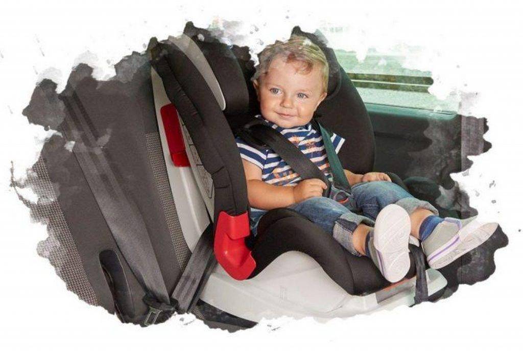Как выбрать самые надежные детские кресла в автомобиль
