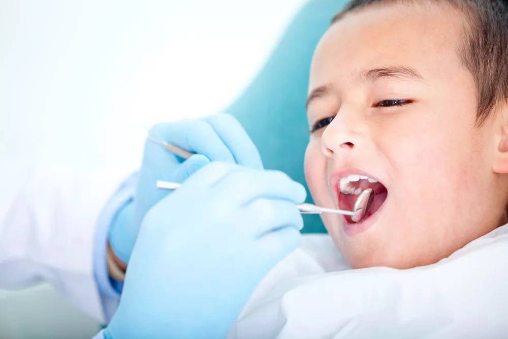 Что надо делать, чтобы зубы у малыша не портились и были здоровы?