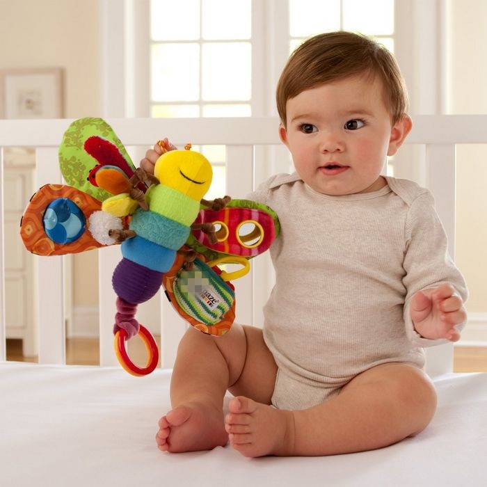 Какие игрушки нужны ребёнку в 1 месяц