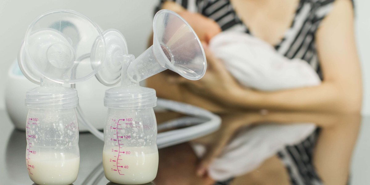 Приливы молока, причины подтекания молока, что делать при вытекании молока