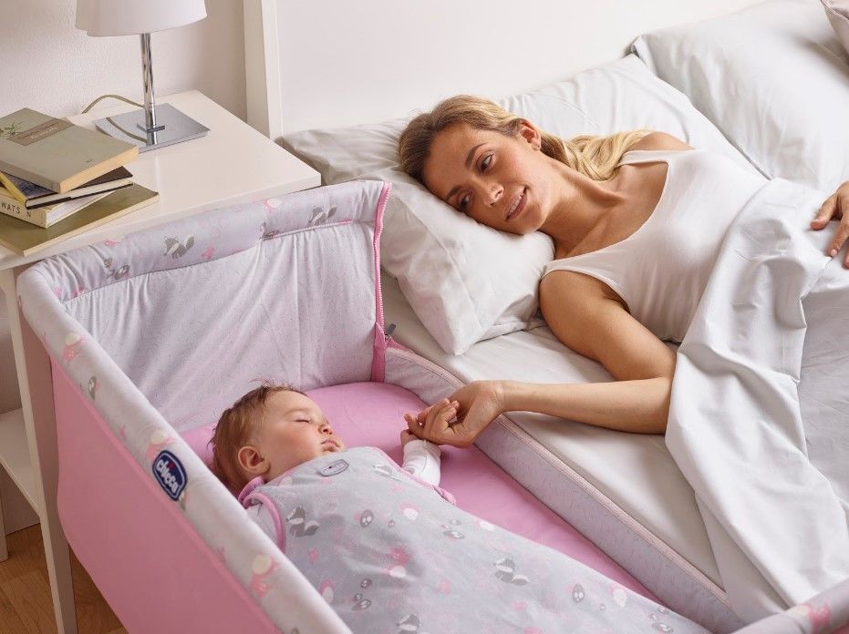Как приучить ребенка спать в своей кроватке