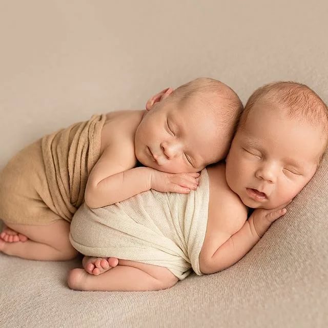 8 советов, как отлучить от груди двойняшек - рождение ребенка