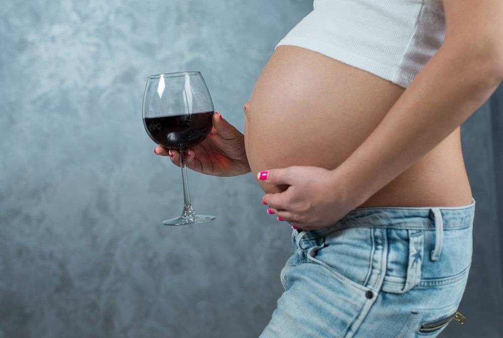 Можно ли шампанское при беременности? - для мам