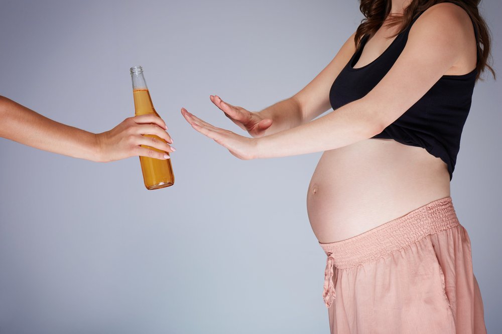Можно ли беременным шампанское? дозировка и влияние на беременость