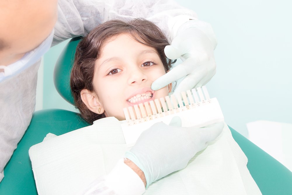 отбеливание детских зубов