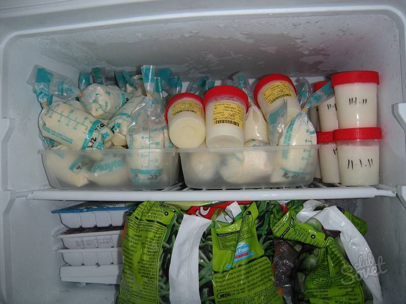 Как правильно замораживать грудное молоко, в чем, сколько хранить?