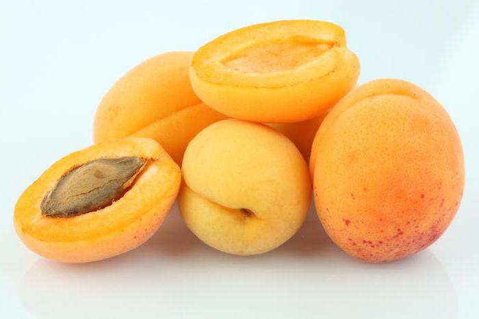 Можно ли кормящей маме абрикосы?