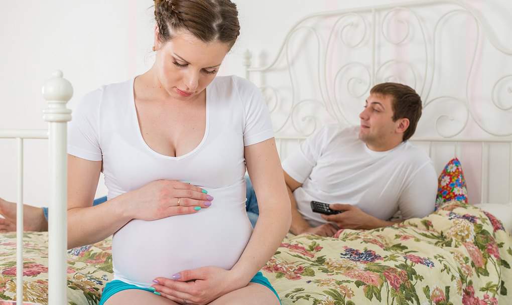 Как мужу вести себя с беременной женой? как пережить беременность жены?