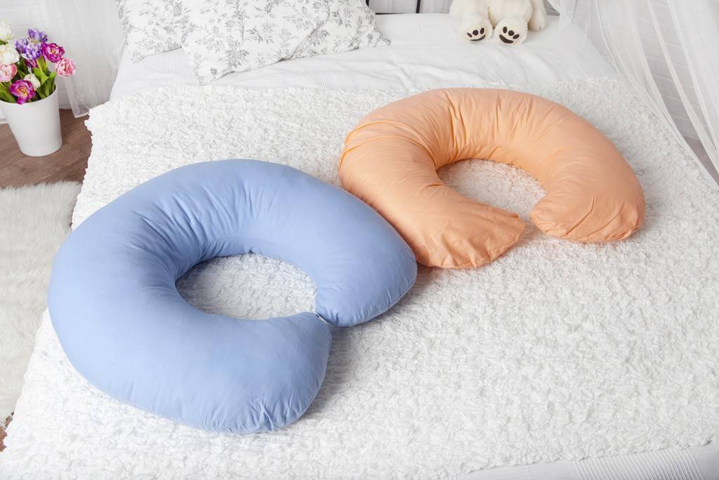 Подушка для беременных: подбираем лучшую
