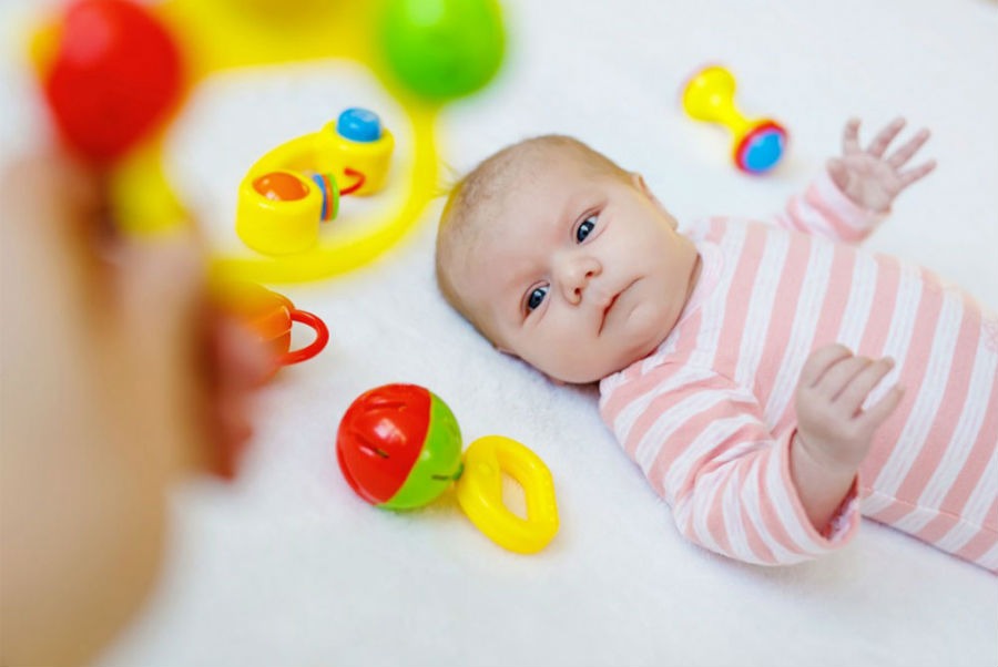 Социальные выплаты молодым семьям в 2021 году: что положено и как получить. общество. мтс/медиа