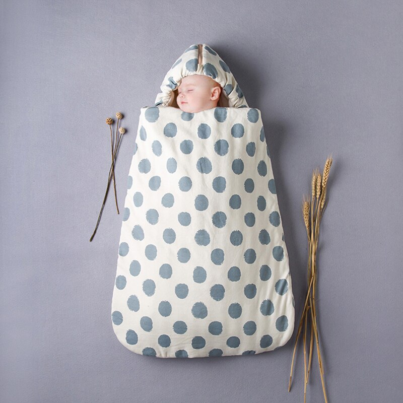 Спальный мешок для новорожденного – стильно и тепло