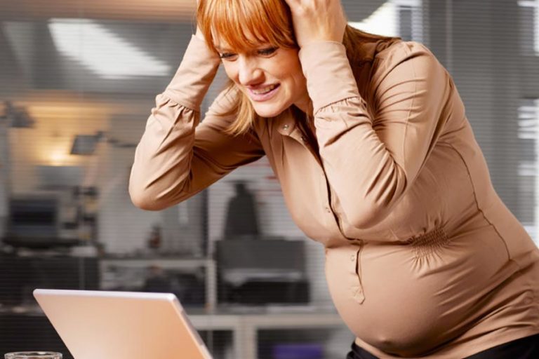Суеверия беременных: чего нельзя делать будущей маме