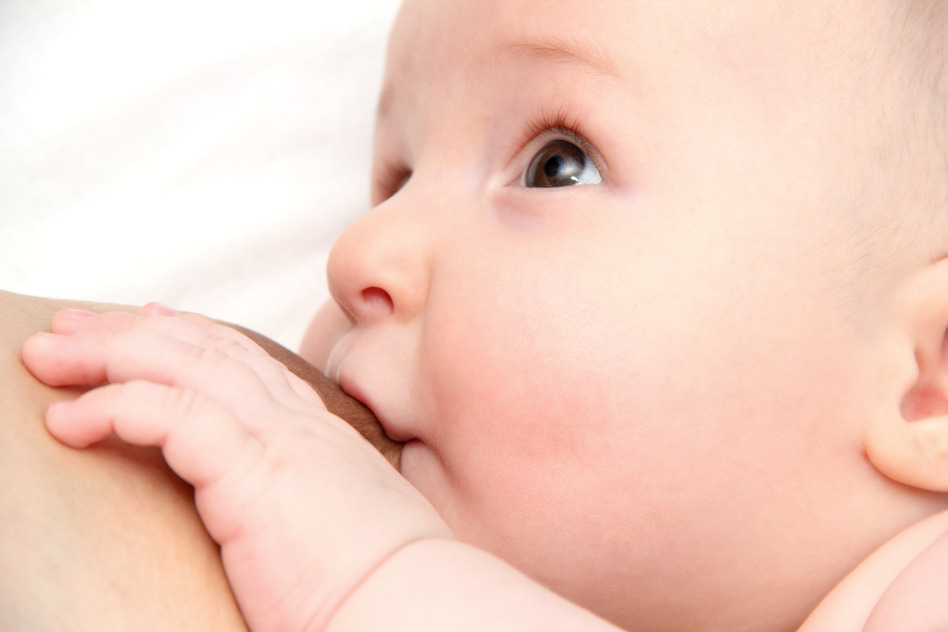 Может ли быть аллергия у ребенка на грудное молоко?