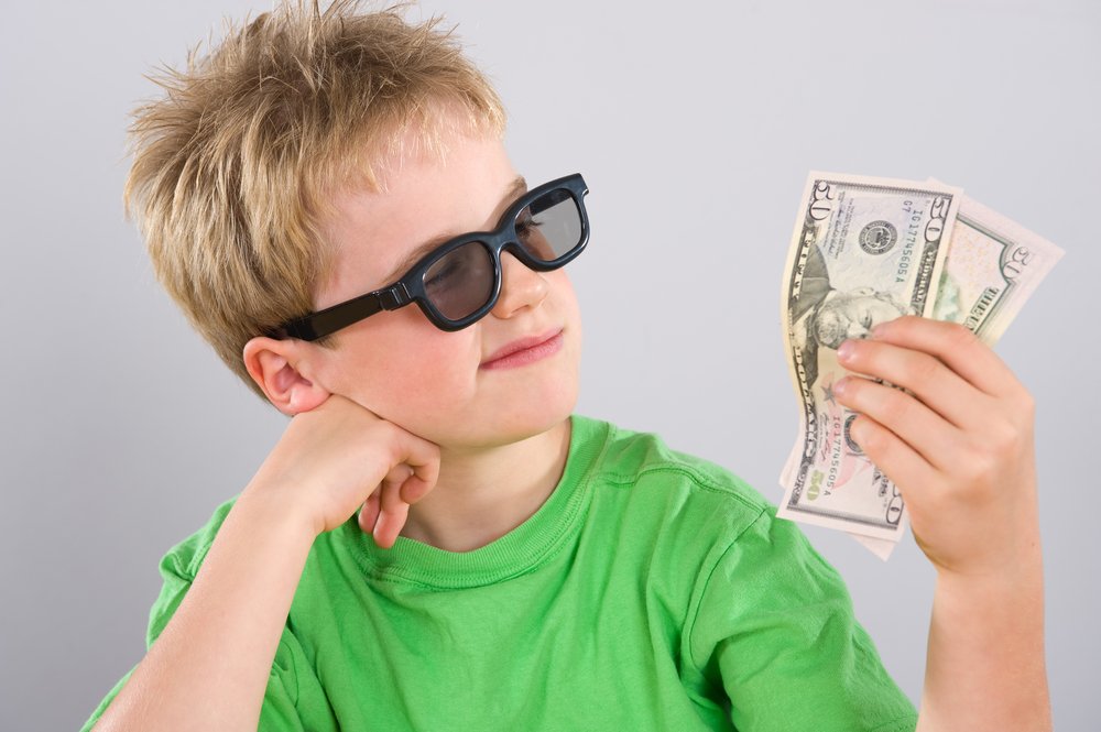 Ребенок ворует деньги у родителей – что делать?