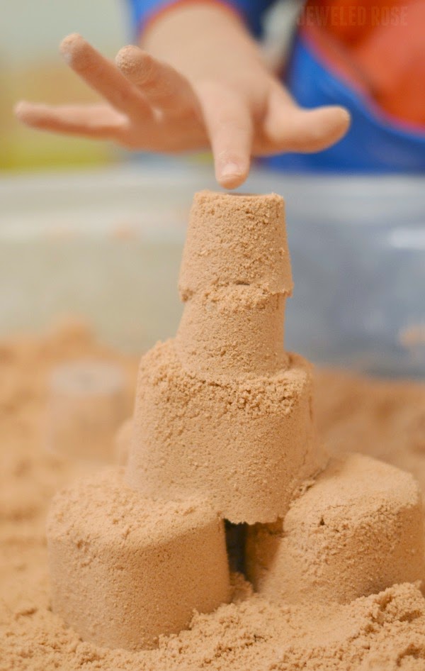 Что такое кинетический песок и как его сделать своими руками