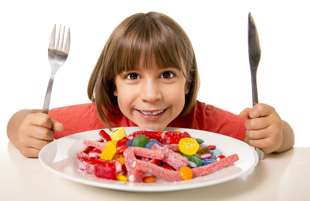 Вред сладкого для детей, можно ли детям сладости, с какого возраста