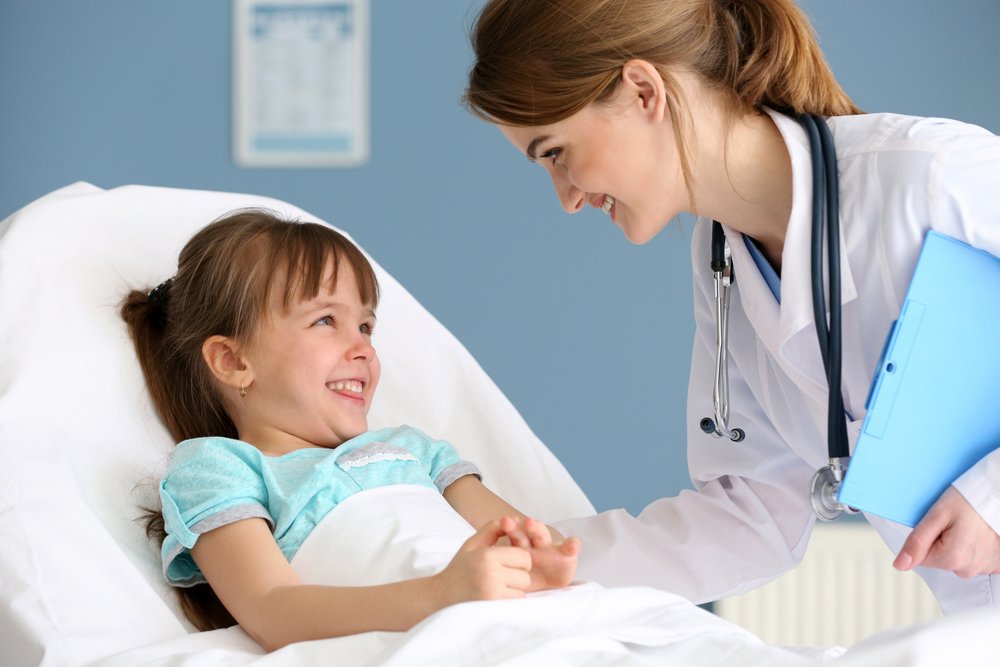 Как победить страх ребенка перед врачом