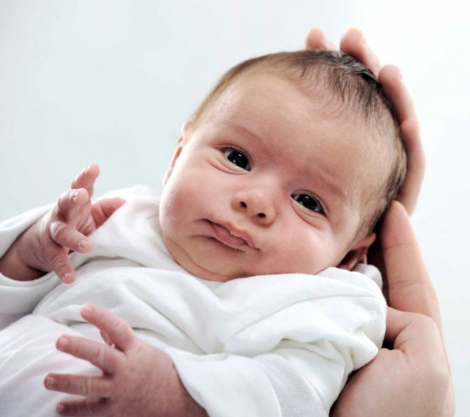 Цветение новорожденных, или акне малыша: признаки, причины, что делать