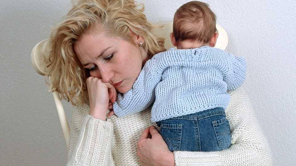 Ребенок все время плачет и еще 10 причин послеродовой депрессии