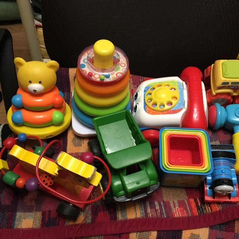 Какие нужны игрушки для детей до 1 года?