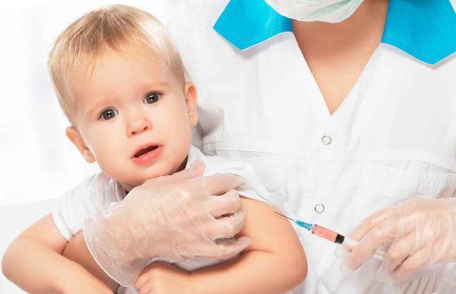 "иммунитет после "спутника" будет сохраняться около двух лет": защитят ли прививки от новых штаммов