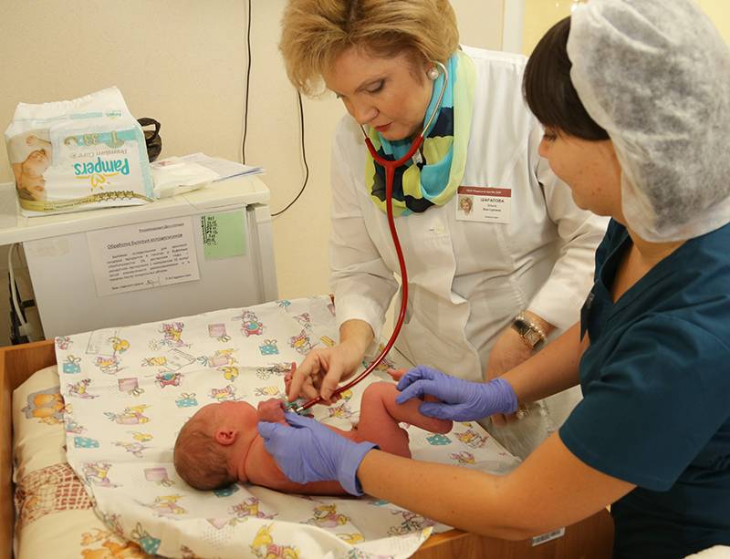 Первый поход в поликлинику с новорождённым: главное что нужно знать