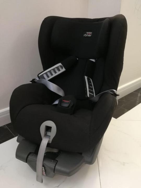 Обзор автомобильного кресла britax romer safefix plus isofix