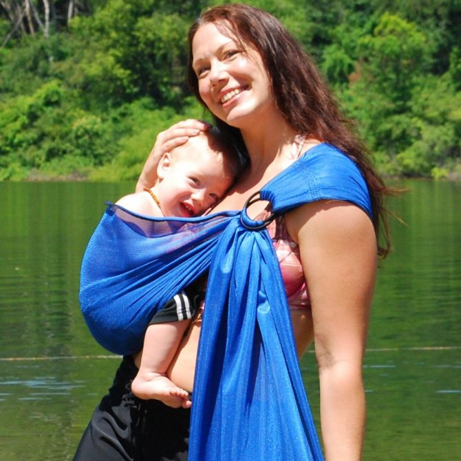 Ношение новорожденного в слинге: преимущество и польза для мамы