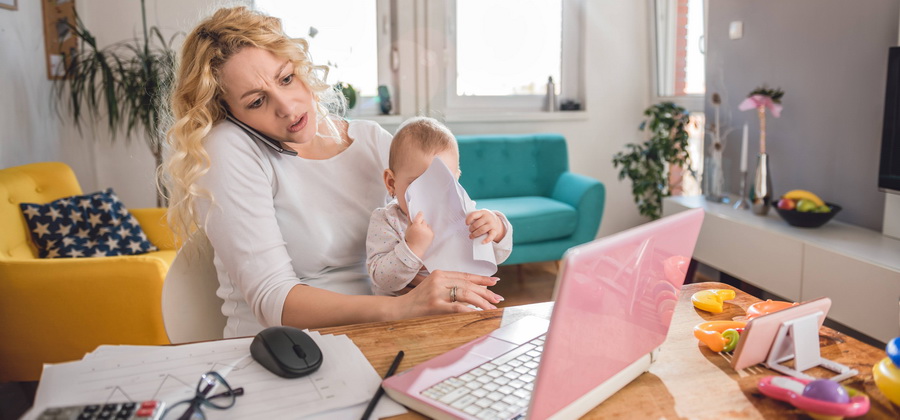 Заработок в интернете для мам в декрете от 300$: топ 10 способов
