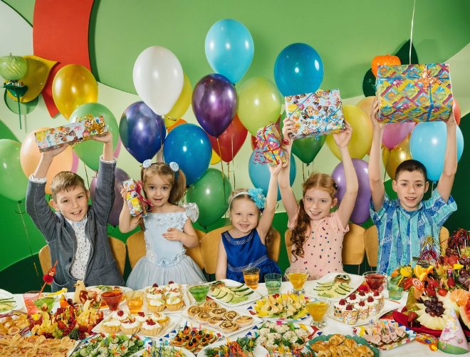 Как отметить день рождения ребенка 6 лет? конкурсы для детей дома, смешные и веселые детские игры, сценарий праздника в домашних условиях