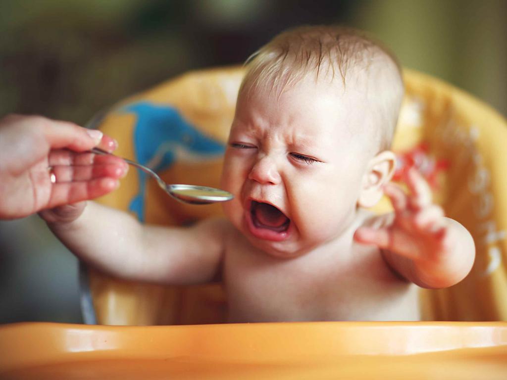 Почему ребенок отказывается от прикорма