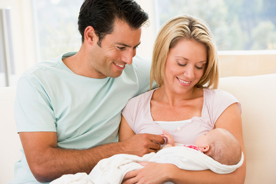 4 способа, как помочь ребенку наладить контакт с новым партнером мамы или папы