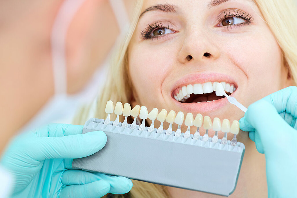 Можно ли делать профессиональную чистку и процедуру отбеливания зубов при беременности