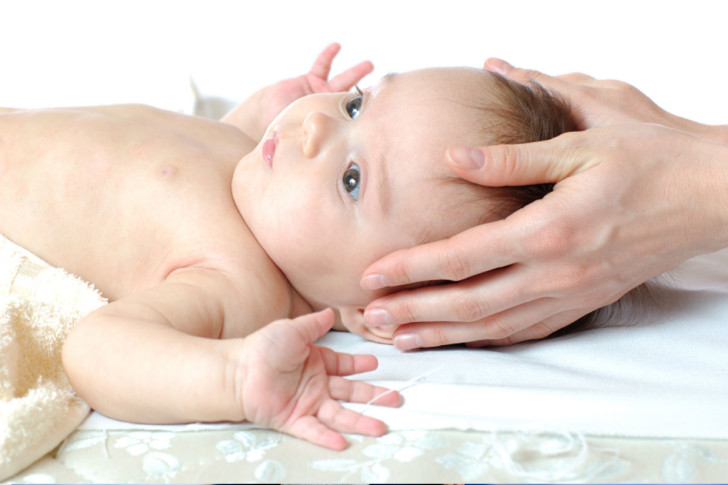 Гипертонус мышц у новорожденных: причины и симптомы