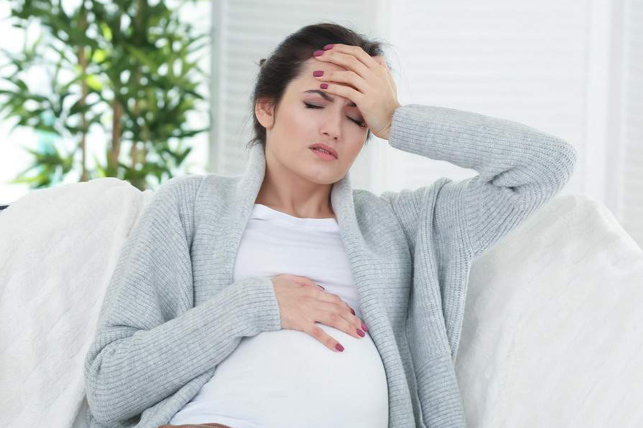 Симптомы болезни - боли на ранних сроках беременности