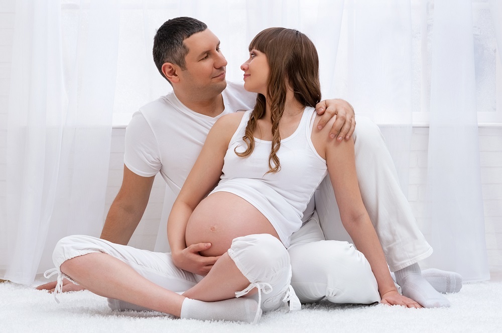 Общение с ребенком во время беременности - методы, польза