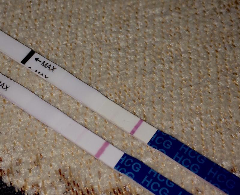 Слабая полоска на тесте на беременность