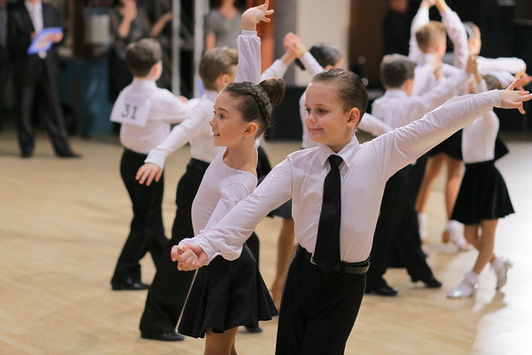 Зачем танцы для ребенка: 4 причины