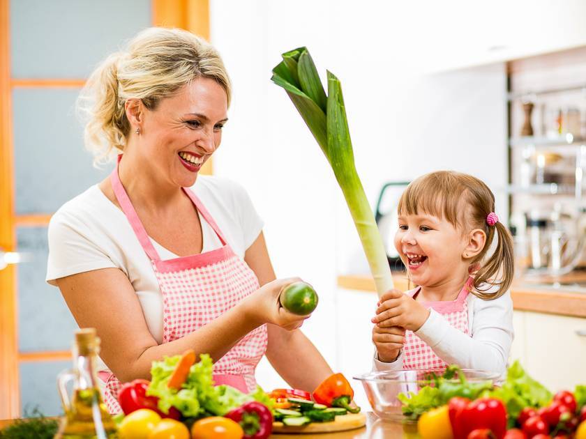 9 советов, как помочь ребенку полюбить здоровую еду